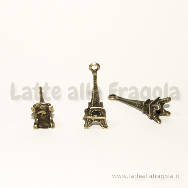 Charm Torre Eiffel 3D in metallo color bronzo 24x9mm