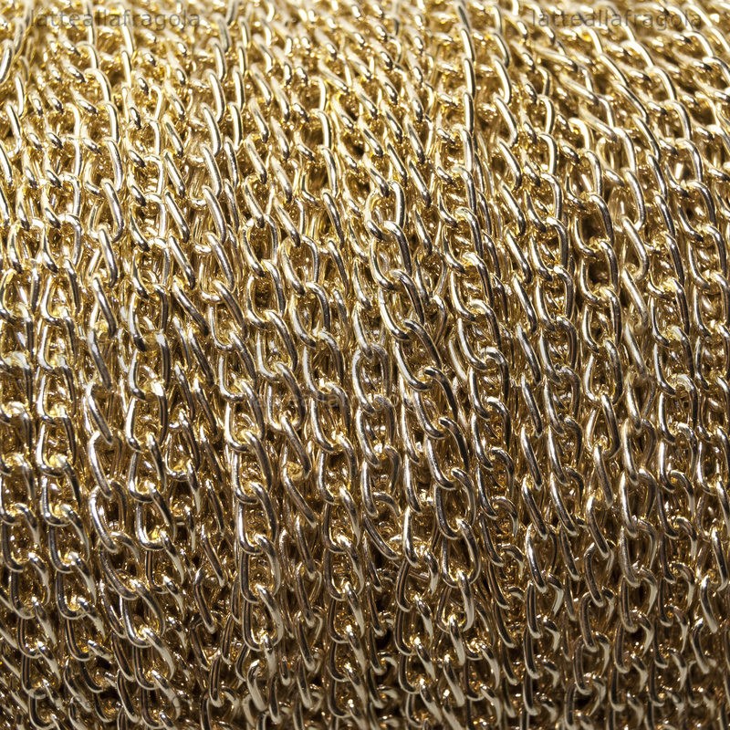 1 metro di Catena in Alluminio Gold Plated maglia ritorta  6x3.5mm