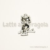 Charm civetta in metallo zincato argento antico 24x18mm