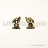 Charm faccia di coniglio e zampette in metallo color bronzo 13x9mm