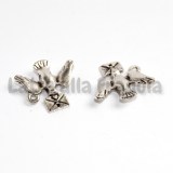Charm Uccellino con lettera in metallo argento antico 18x16mm 