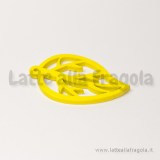 Foglia filigrana in legno colorato giallo 44x29mm