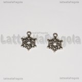 Charm Fiocco di neve in metallo argento antico 15x11mm