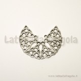 Charm triquetra in metallo zincato argento antico 15x17mm