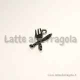 Charms forchetta e coltello in metallo argento antico 19x12x2mm