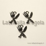Charms forchetta e coltello in metallo argento antico 19x12x2mm