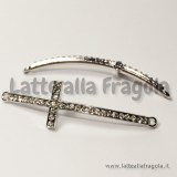 Connettore Croce in metallo argentato con strass 54x16mm