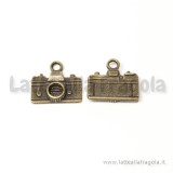 Charm macchina fotografica in metallo color bronzo 15.5x14mm