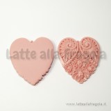Ciondolo Cuore 50x45mm in resina rosa decorazioni in rilievo