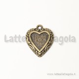 Base cabochon cuore in metallo color bronzo 20x16.7mm