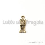 Charm orologio a pendolo in metallo color bronzo 18x8mm