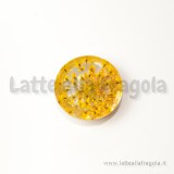 Cabochon in resina con veri fiori disidratati gialli 24mm
