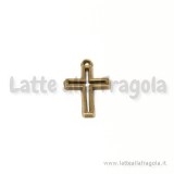 Charm croce in metallo color bronzo 22.5x15mm