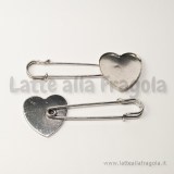 Spilla in metallo argento anticato con base cuore 25x23mm