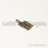 Charm castello in metallo color bronzo 18x14mm