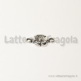 Connettore fiore in metallo argento antico 18x10mm