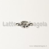 Connettore fiore in metallo argento antico 18x10mm