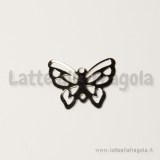 Connettore filigrana farfalla in metallo tono argentato 21x16mm