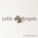 Cuore in metallo argento antico decorato in rilievo foro largo 10x9mm