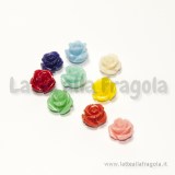 7 rose in corallo sintetico foro passante colori misti 12mm