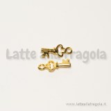 Charm chiave in metallo gold plated 17x7mm