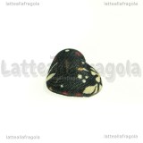Cabochon Cuore in alluminio e stoffa fantasia fiori nero 18x14mm