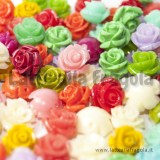 7 rose in corallo sintetico foro passante colori misti 12mm