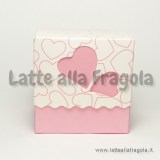 Scatola in cartoncino cuori bianco/rosa 50x50mm