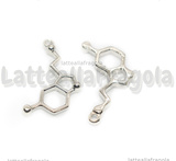  Ciondolo Serotonina in metallo argentato 25x13mm