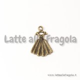 Charm vestito di Cenerentola in metallo color bronzo 21x14mm