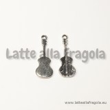 Ciondolo Violino in metallo argento antico 26x10mm