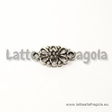 Connettore Double-face Fiore in rilievo in metallo argento antico 16x8mm