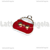 Charm Borsa in metallo argentato smaltato rosso con strass 19x16mm