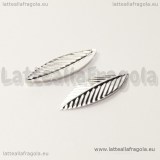 10 Charms foglia in metallo silver plated 21x7mm