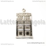 Ciondolo Tardis in metallo argento antico 44x20mm