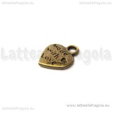 Charm cuore MADE WITH LOVE in metallo color bronzo 12x10mm