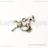 Charm Cavallo in metallo argento antico 19x15mm