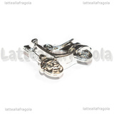 Ciondolo Vespa 3D in metallo argento antico 23x17mm