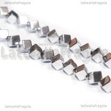Cubi Sfaccettati in Ematite Argentata non magnetica 4x4mm filo 40cm