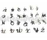 Set Charms Alfabeto in metallo argento antico 26pezzi 9.5x5x1.5mm